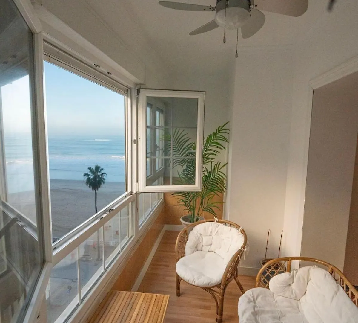 Alta Mar Playa Victoria Apartment Cadiz
